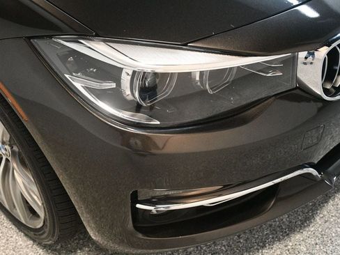 Used 2018 BMW 330i Gran Turismo xDrive AWD/4WD image 10
