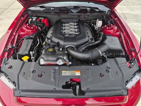 Used 2013 Ford Mustang GT Premium w/ Security Pkg RWD image 18