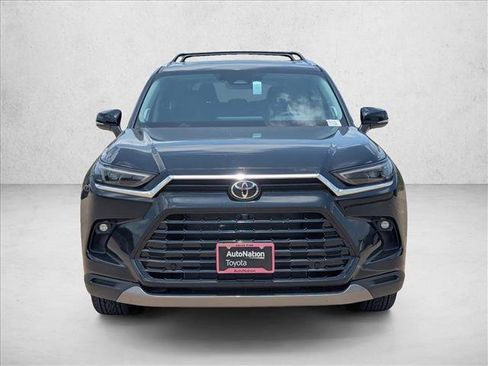 New 2026 Toyota Grand Highlander FWD image 6