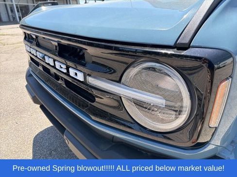 Used 2021 Ford Bronco Outer Banks AWD/4WD image 2