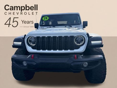 Used 2024 Jeep Wrangler Unlimited Rubicon w/ Convenience Group AWD/4WD image 9