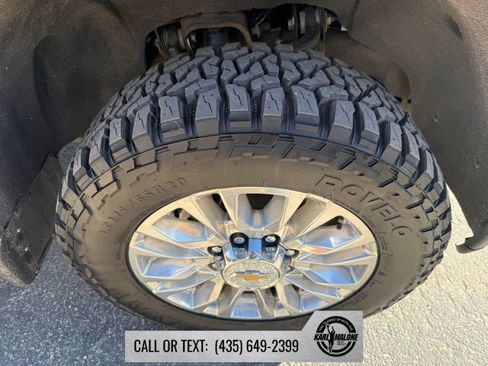Used 2023 Chevrolet Silverado 3500 High Country image 20