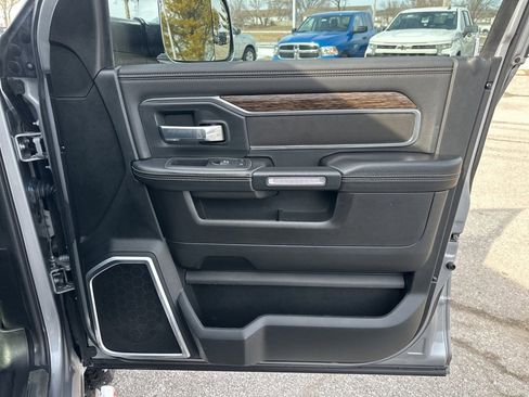 Used 2019 RAM 2500 Laramie image 52
