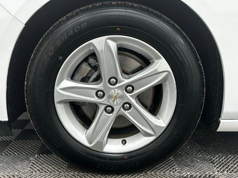 Used 2023 Chevrolet Malibu LT image 11