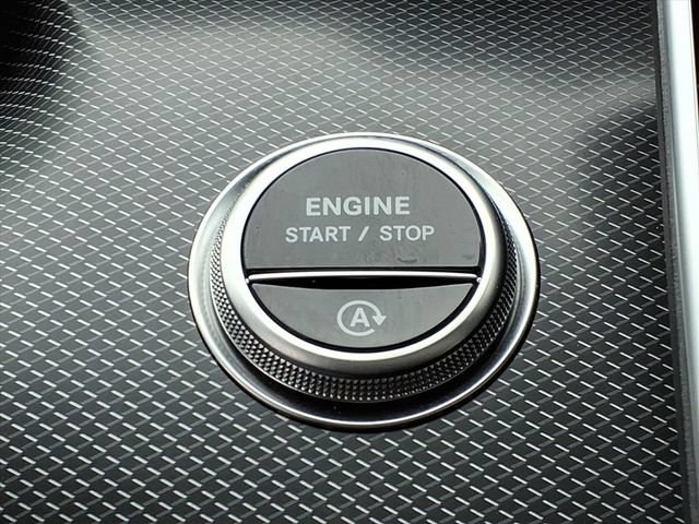 Certified 2025 Mercedes-Benz C 300 4MATIC Sedan image 25