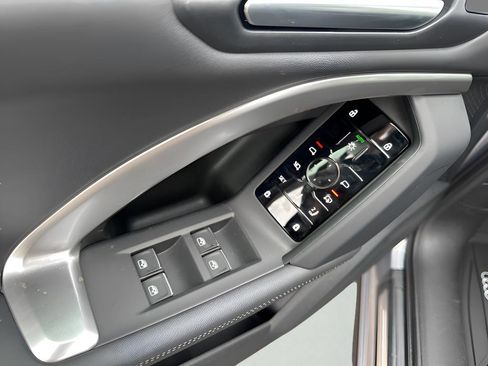 New 2025 Audi Q5 2.0T Premium image 41