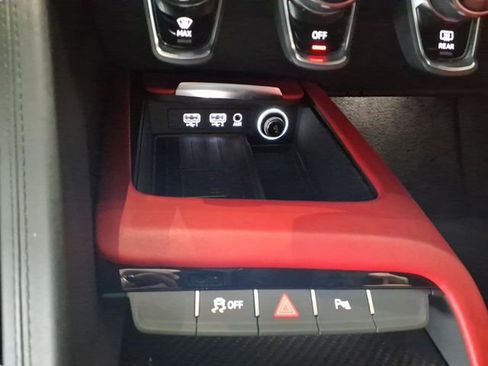 Certified 2022 Audi R8 V10 performance AWD/4WD image 14