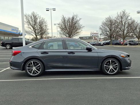 Certified 2024 Honda Civic Touring image 7