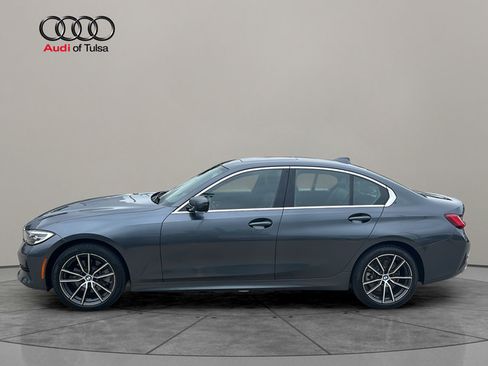 Used 2019 BMW 330i xDrive Sedan w/ Driving Assistance Package AWD/4WD image 4