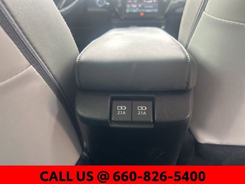 Used 2021 Toyota Prius Prime Limited FWD image 11