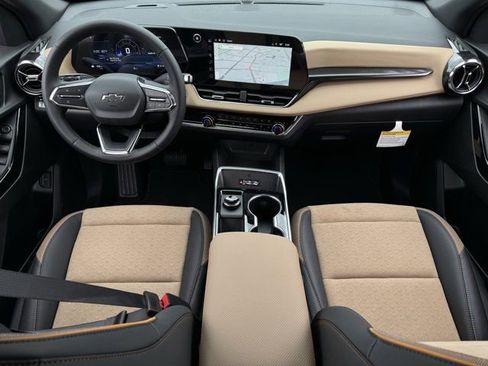 New 2026 Chevrolet Equinox ACTIV w/ Convenience Package III FWD image 10