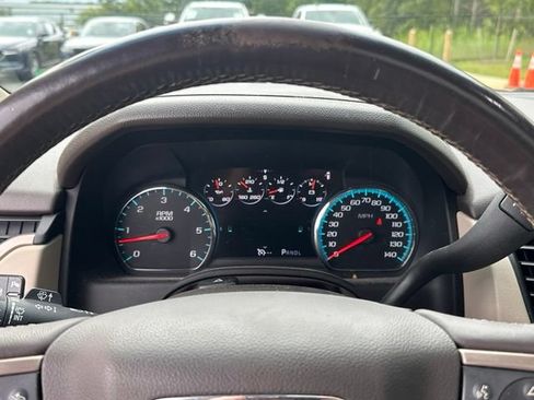 Used 2017 GMC Yukon XL Denali w/ Open Road Package AWD/4WD image 22