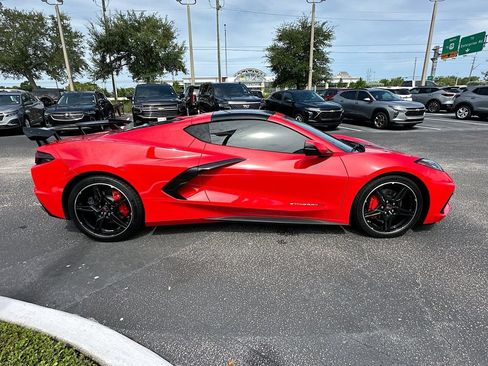 Used 2021 Chevrolet Corvette Stingray Preferred Cpe RWD image 4