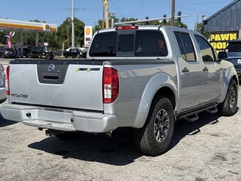 Used 2014 Nissan Frontier Desert Runner image 6