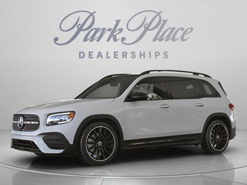 Certified 2023 Mercedes-Benz GLB 250 image 2