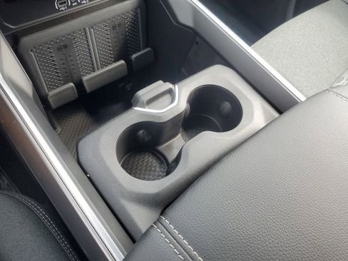 New 2025 RAM 2500 Big Horn image 27