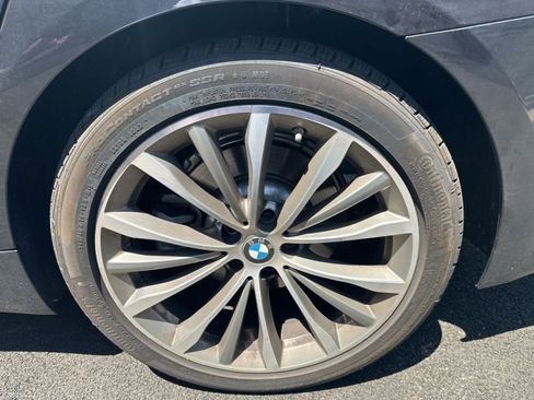Used 2022 BMW 530i xDrive w/ Convenience Package AWD/4WD image 13