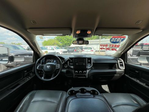 Used 2020 RAM 3500 Tradesman image 27