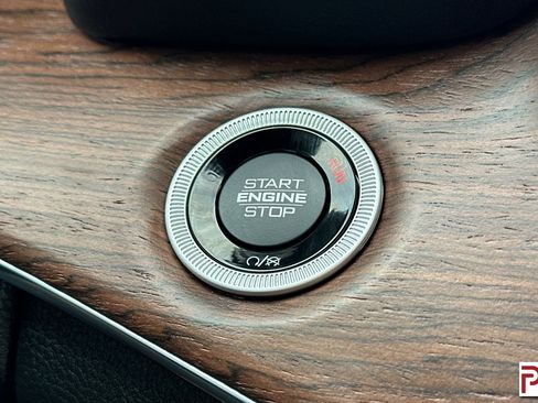 Used 2023 Jeep Grand Cherokee L Summit w/ Advanced Protech Group IV image 30