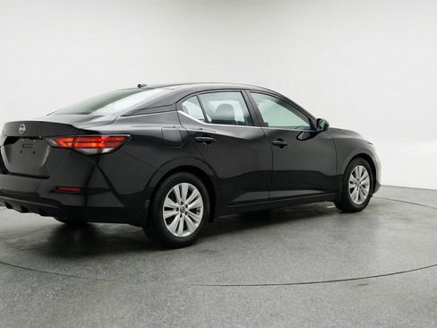 Used 2025 Nissan Sentra S FWD image 9