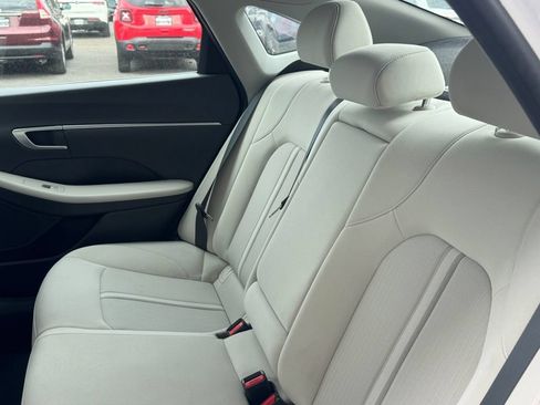 Used 2024 Hyundai Sonata SEL FWD image 16