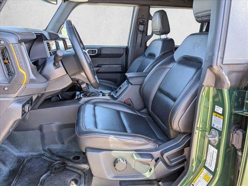 Used 2024 Ford Bronco Badlands AWD/4WD image 16