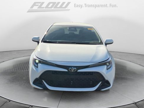 Used 2023 Toyota Corolla SE image 3