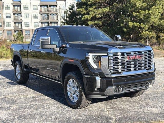 Used 2024 GMC Sierra 2500 Denali w/ Denali Reserve Package AWD/4WD image 3