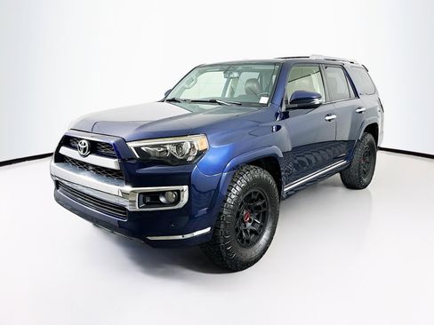 Used 2016 Toyota 4Runner Limited image 3