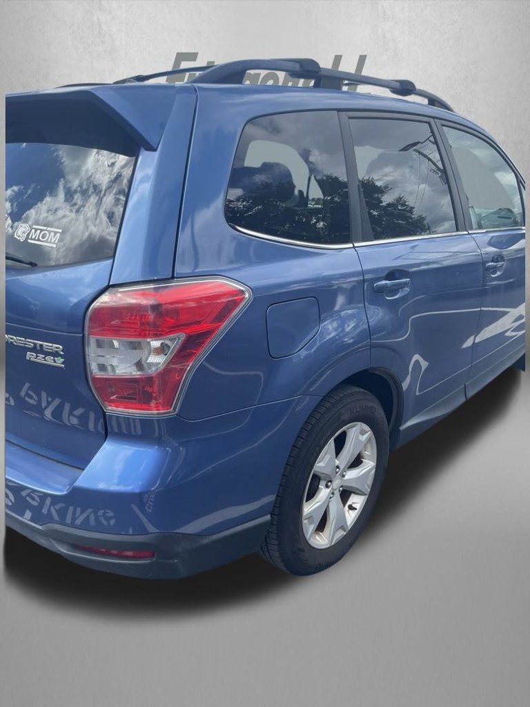 Used 2015 Subaru Forester 2.5i Limited AWD/4WD image 2
