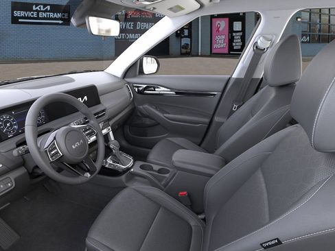 New 2026 Kia Seltos EX image 17