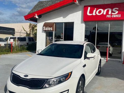 Used 2015 Kia Optima LX FWD image 12