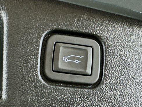 Used 2025 Honda Prologue Touring image 30