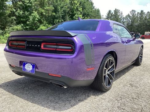 Used 2016 Dodge Challenger R/T Scat Pack w/ Leather Interior Group RWD image 7