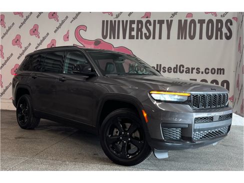 Used 2023 Jeep Grand Cherokee L Laredo RWD image 37