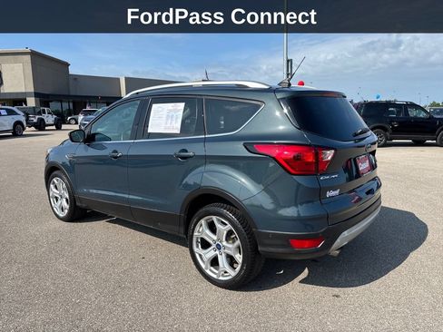 Used 2019 Ford Escape Titanium AWD/4WD image 3