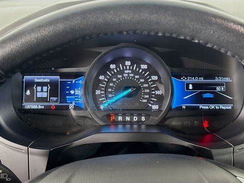 Used 2023 Ford Edge SEL image 16