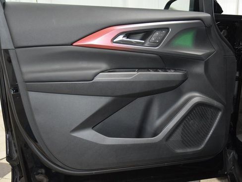 New 2025 Chevrolet Equinox EV RS w/ Convenience Package II image 44