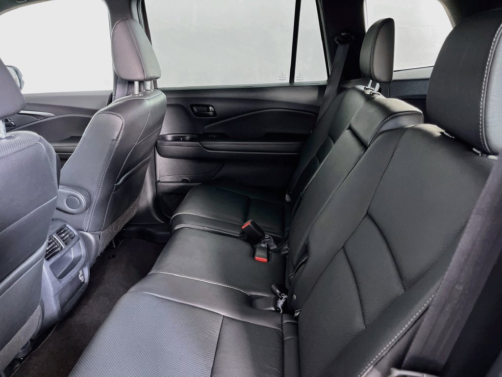 Used 2023 Honda Passport EX-L image 29