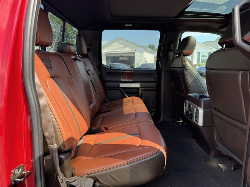 Used 2019 Ford F150 King Ranch w/ Equipment Group 601A Luxury AWD/4WD image 11
