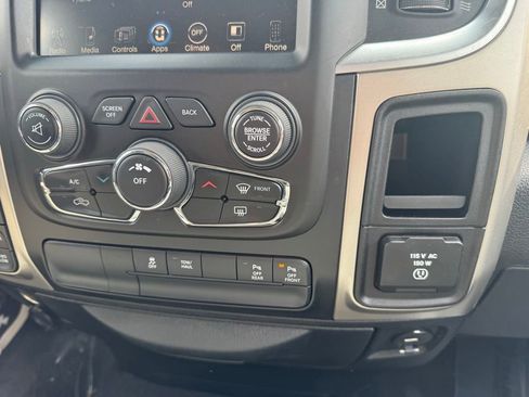 Used 2016 RAM 1500 Big Horn AWD/4WD image 18