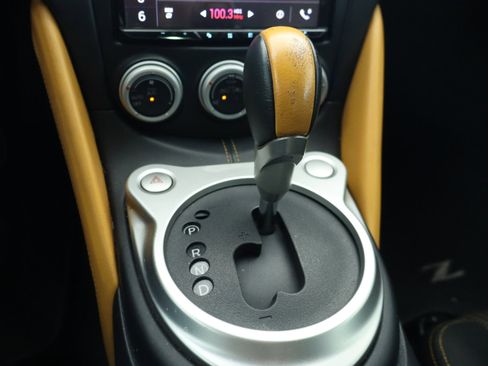 Used 2018 Nissan 370Z Coupe w/ Z34 Heritage Edition - Yellow image 25