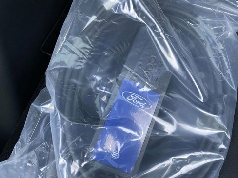 New 2025 Ford Escape SE w/ PHEV Premium Package image 20