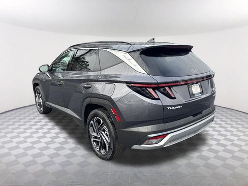 Used 2025 Hyundai Tucson Limited image 7