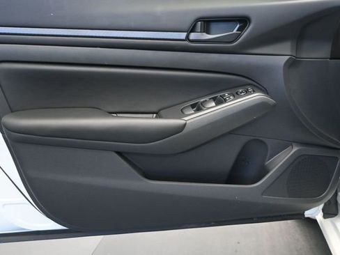 Used 2025 Nissan Altima 2.5 S image 20