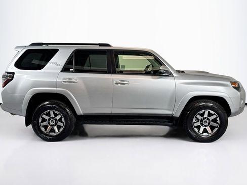 Used 2023 Toyota 4Runner TRD Off-Road Premium image 4