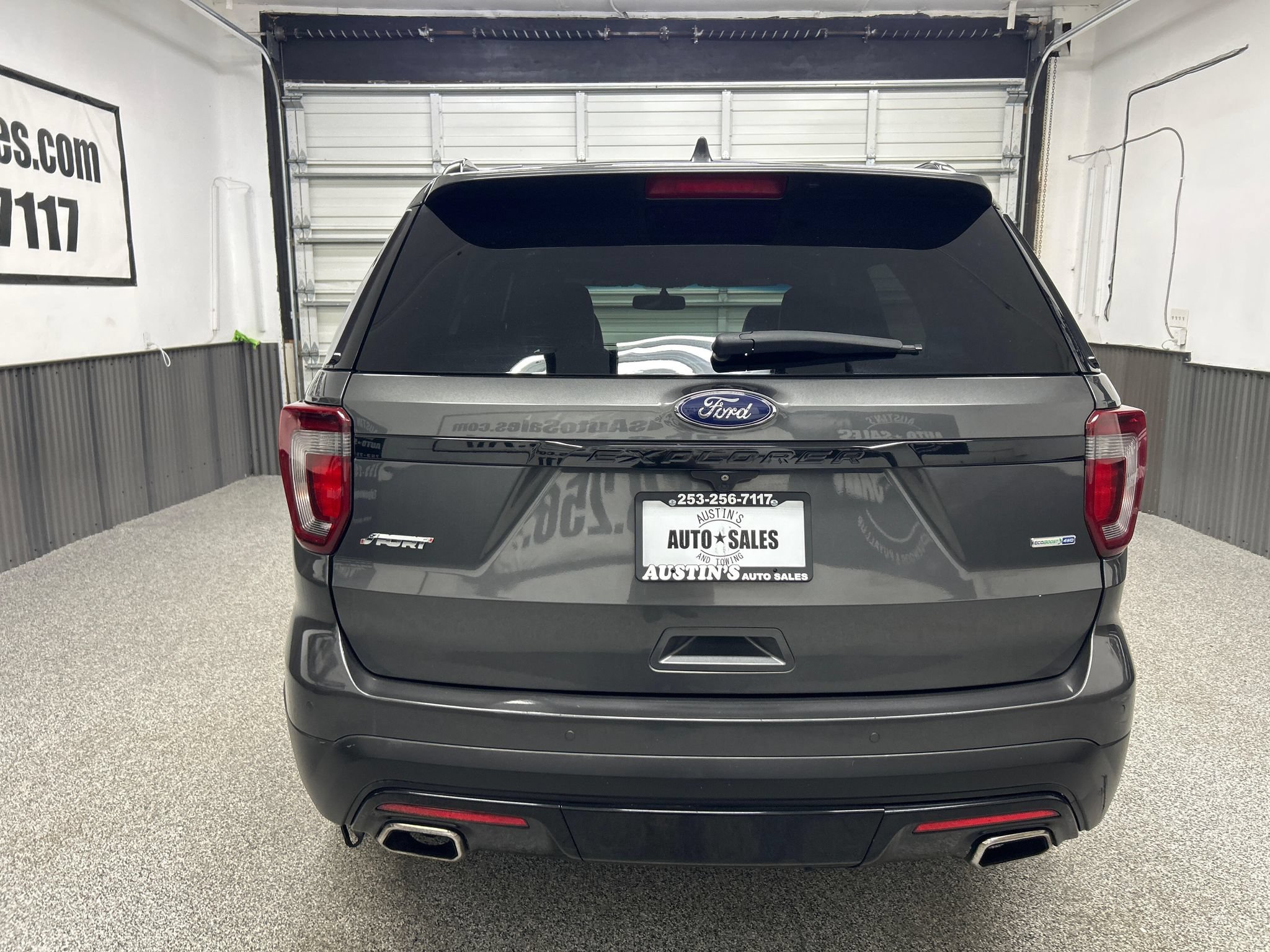 Used 2016 Ford Explorer Sport w/ Equipment Group 401A AWD/4WD image 4