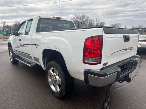 Used 2011 GMC Sierra 2500 W/T image 7