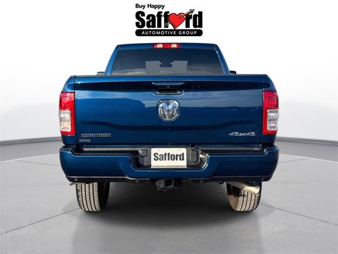 Used 2024 RAM 2500 Big Horn w/ Sport Appearance Package image 6