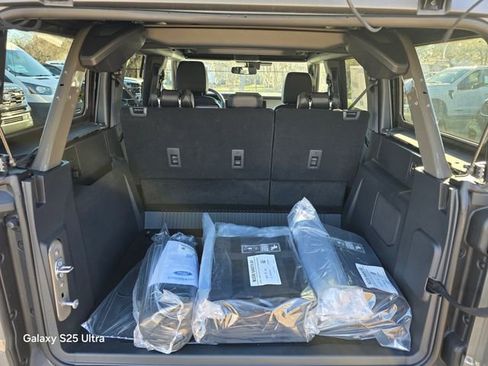 New 2026 Ford Bronco Outer Banks AWD/4WD image 32